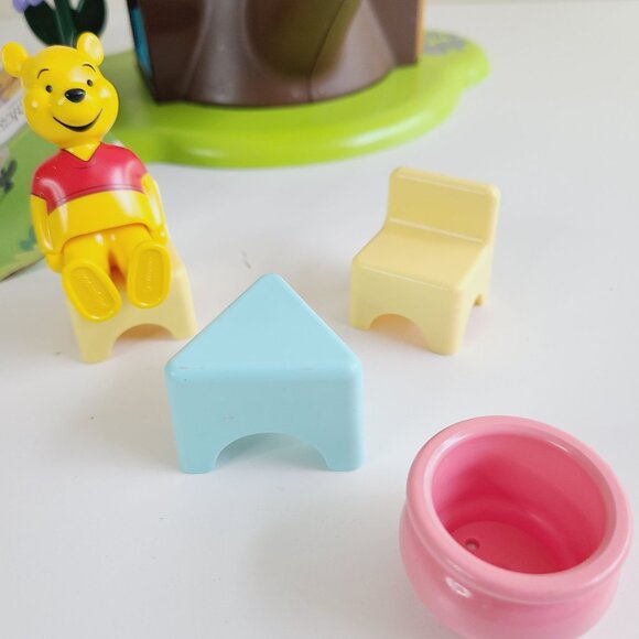 Playmobil 71316 Winnie The Pooh & Friends Treehouse Playset - Picture 11 of 12